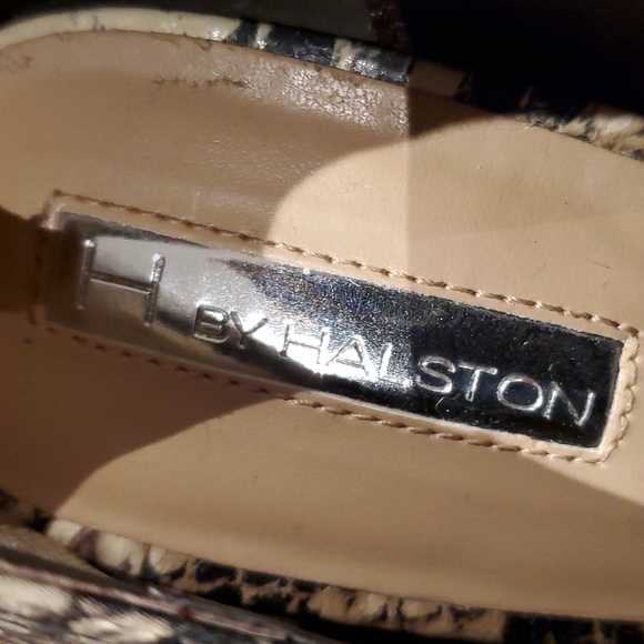 H BY Halston brown embossed snakeskin heel pumps - Picture 10 of 14